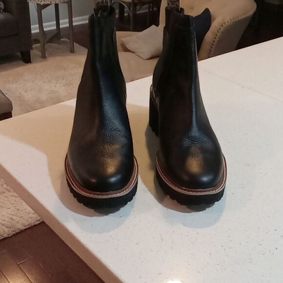 Dolce Vita  Huey H2O utilitarian waterproof bootie w leather  upper size 11 NWOT - Picture 7 of 10